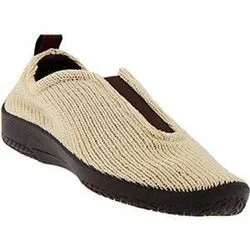 ES Beige Slip-on Arcopedico