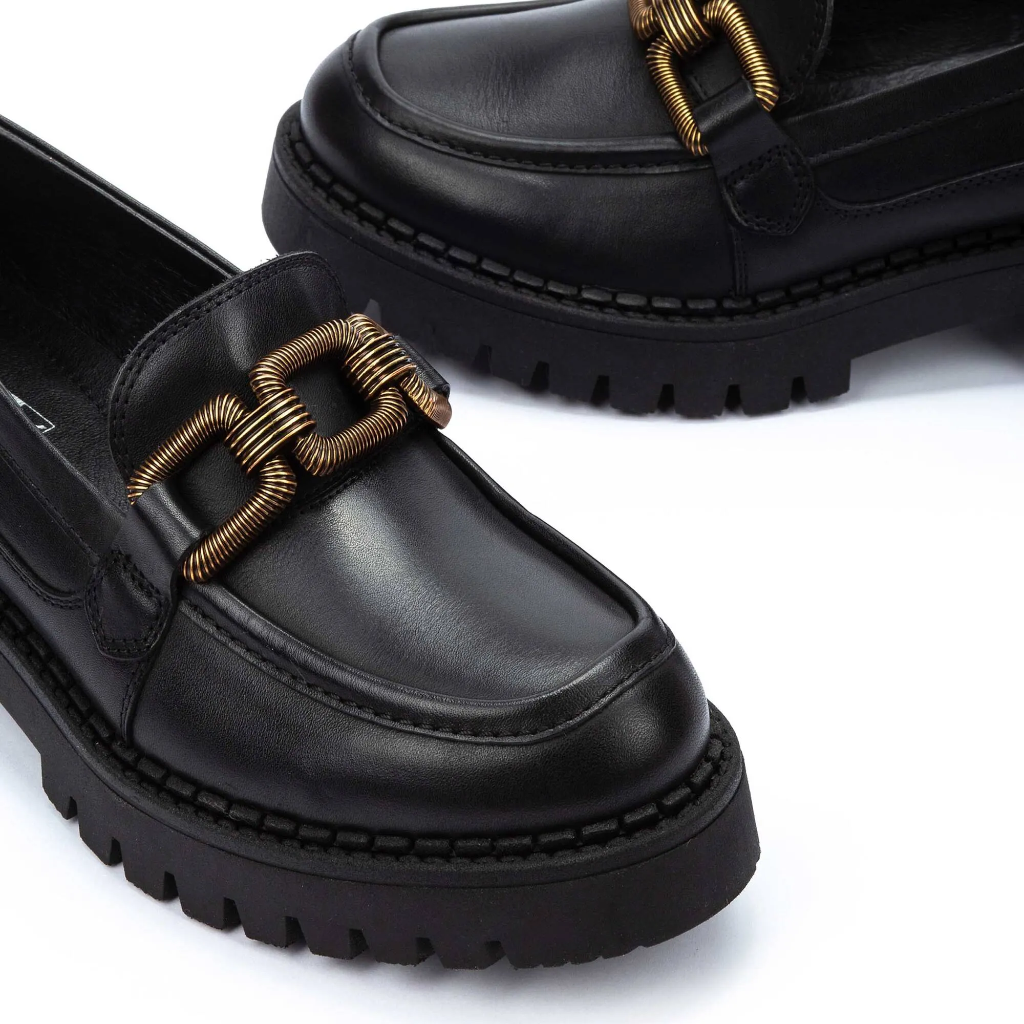 Women's Pikolinos Aviles Loafer Color: Black